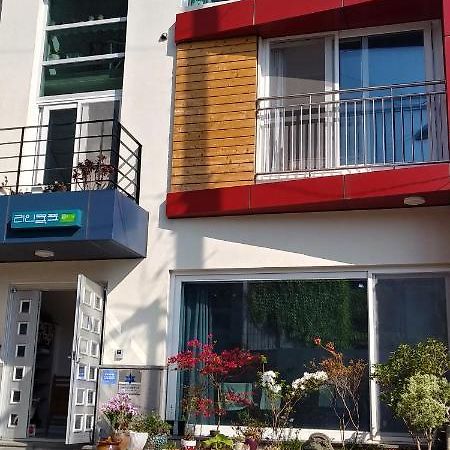 Ri-In Mokpo Guesthouse Esterno foto